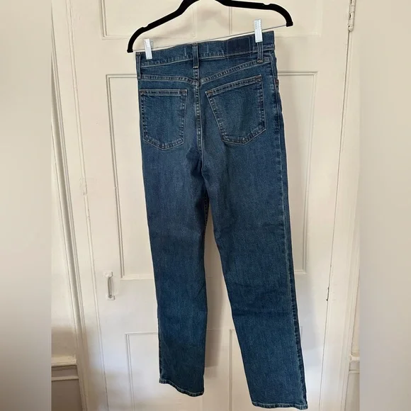 Abercrombie 90s Ultra High Rise straight Blue Jeans 2R NWT - Picture 2 of 4